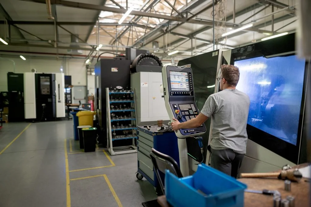 Operátor CNC.